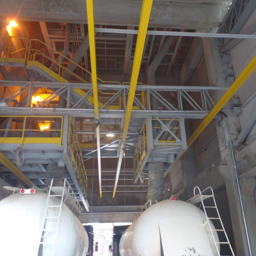 Interior de instalação industrial — Megahproj